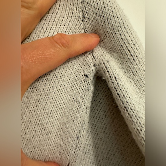 Farm Rio🩷 Smiley Collaboration Sweater Size Large - Picture 4 of 13